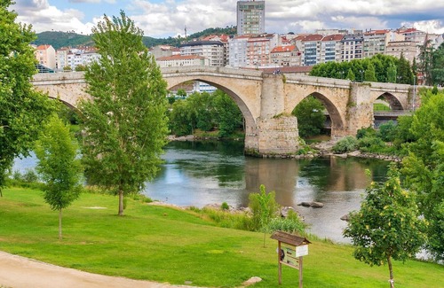 Ourense Apartment | Elegant Apartment in Ourense in the City Center