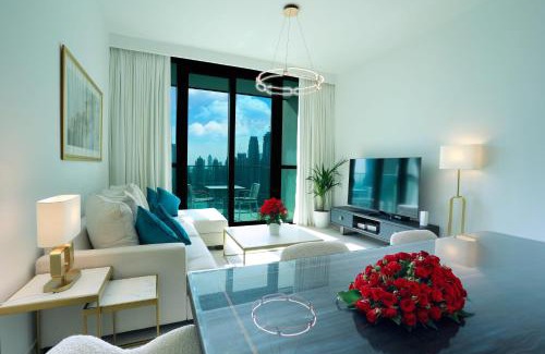 Bur Dubai Apartment | Elegant Apartment with Direct access to Dubai Mall