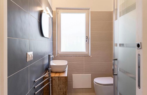 Pischina Salida Apartment | Elegant apt in a resort with pool and private beach