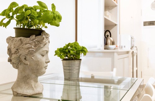 Lazzaretto Apartment | Elegant APT Porta Venezia & Corso Buenos Aires!