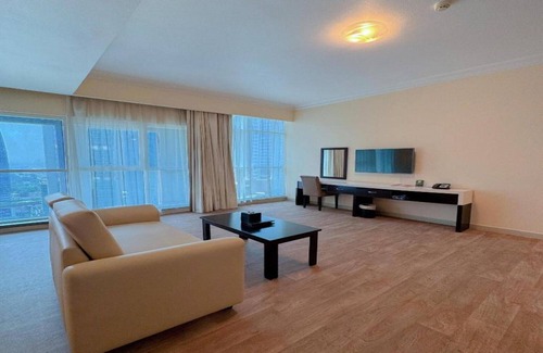 Trade Centre 1 House | Elegant Burj Stay in Dubai