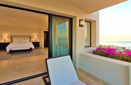 Chula Vista Villa | Elegant Eight Bedroom Villa