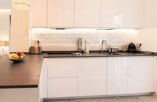 Marbella City Centre Apartment | Elegant flat in the heart of the city centre with large terraces.