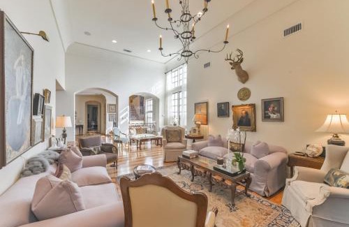 Greenway Plaza-Upper Kirby Villa | Elegant French Patio Home with Private Pool