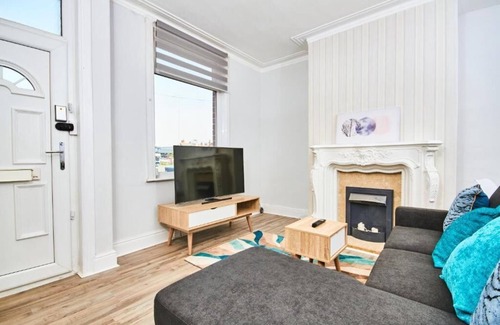 Leeds House | Elegant Leeds City Centre - Parking