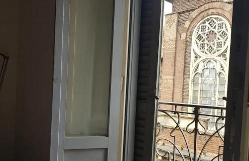 Porta Genova Apartment | Elegant naviglio cool area large 5 pax with elevator