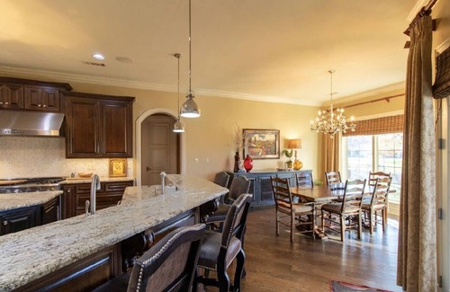 Amarillo House | Elegant Oasis on the Greenways with Two Masters; 5 Bedrooms, Hot Tub Pool