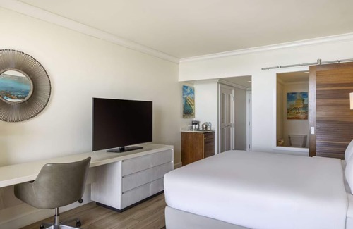 Garrison Historic Area Hotel | Elegant Ocean View Suite w/Balcony Perfect for Couples' in Beach Resort