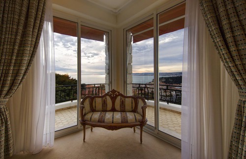 Lazaret Villa | Elegant pool villa, dreamlike sea view, Nice- Port