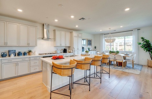 Woodland House | Elegant & Spacious Retreat w/Yard in Woodland!