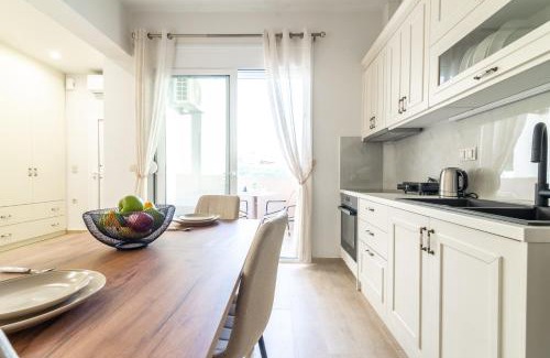 Agios Dimitrios Apartment | Elegant Suite 2 near the Beach