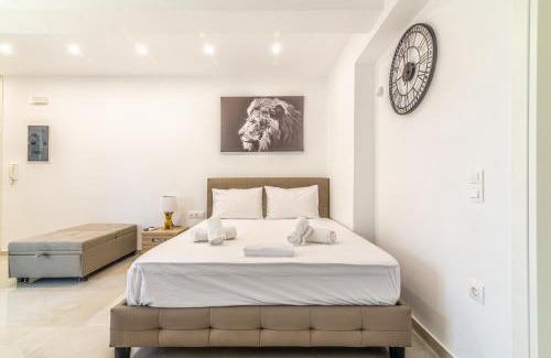 Agios Dimitrios Apartment | Elegant Suite 3 Near the Beach