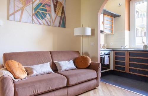 De Angeli Apartment | Elegant suite near the subway, fast Wi-Fi and AC