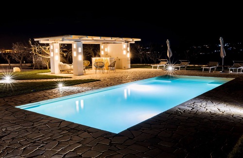 Putignano Villa | Elegant trulli and lamia for exclusive use, with heated pool.