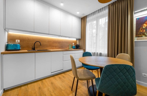 Mirow Apartment | Elektoralna Comfort Apartment