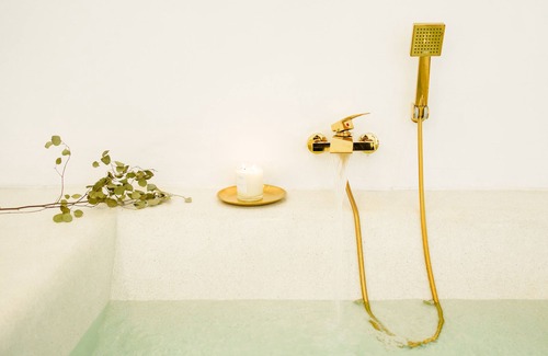 Chaweng City Center Hotel | Elephant Beach Club & Resort Samui