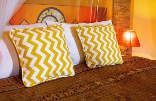 Saluang Hotel | Elephant Camp Maerim