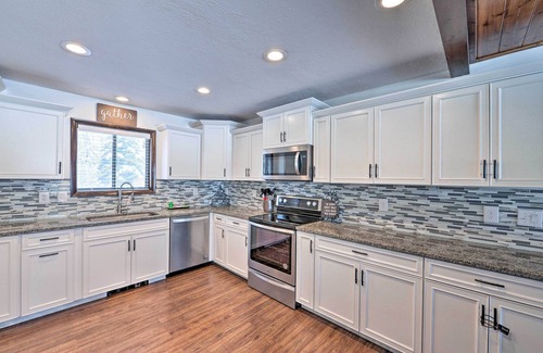 Star Valley Ranch House | Elevated Alpine Escape: Mtn Views + Game Room!