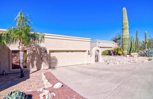 El Conquistador Villa | Elevated & Elegant OV Golf Villa On The 8th Fairway &World Class Sunsets & Views