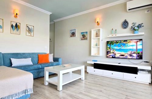 Kodrra Apartment | Eli's Seafront Apartment