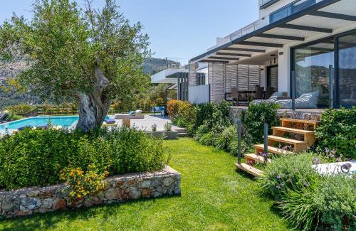 Kalamitsi Villa | Eliandreia Luxury Villas