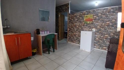 Louis Trichardt House | Elim Pink House Accommodation