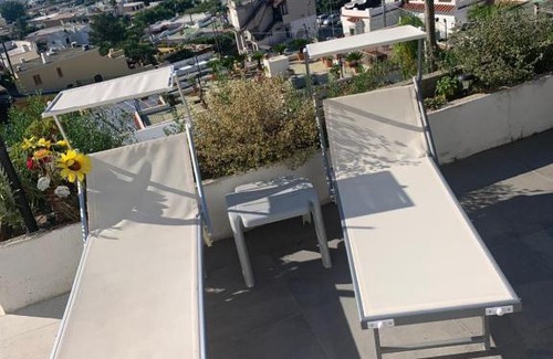 Lacco Ameno Apartment | ELISABETH GARDEN APARTMENT