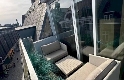 Copenhagen City Centre Apartment | Elite Penthouse: prime location!