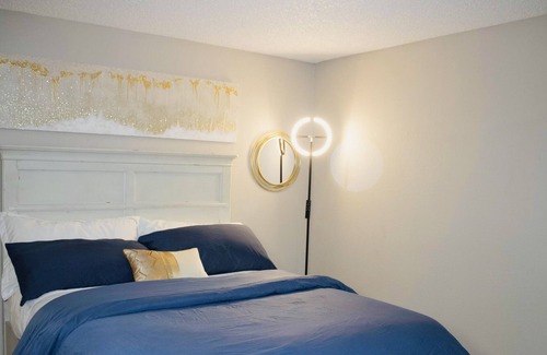 Pocket House | Elite Riverwalk Townhome w/ Sparkling Pool & Gym