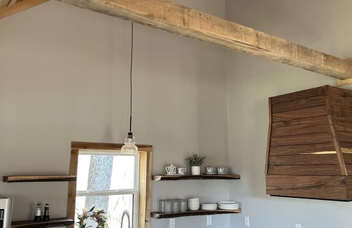 Elizabethton Cabin | Elizabethton cabin in the woods for R&Rn