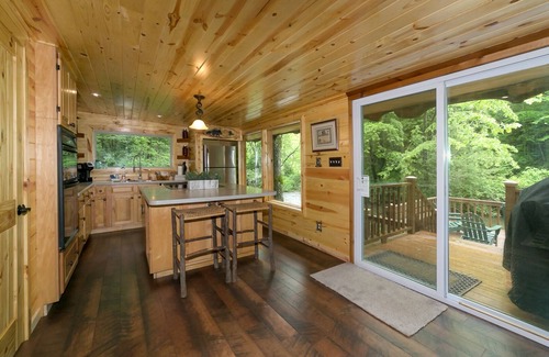 Helen Cabin | Elk Manor - Serene Riverfront Cabin Minutes Away from Helen