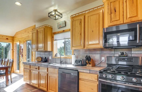 Long Valley Junction Cabin | Elkridge Cabin With Trailer Parking