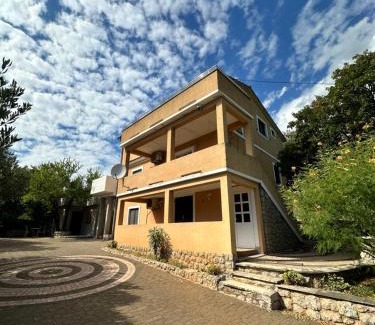 Cesarica Apartment | Ellasol