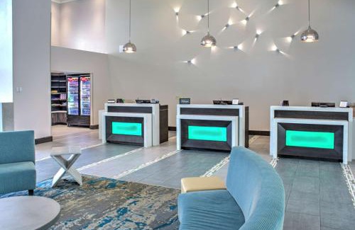 Indianapolis Hotel | Embassy Suites by Hilton Indianapolis North