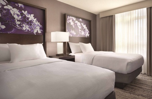 Luckie-Marietta District Hotel | Embassy Suites by Hilton Atlanta at Centennial Olympic Park