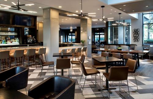 North Bethesda Hotel | Embassy Suites by Hilton Bethesda Washington DC