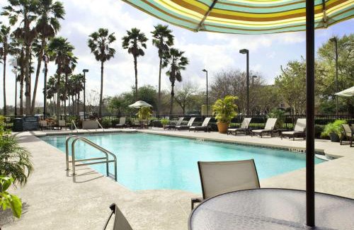Airport North Hotel | Embassy Suites by Hilton Orlando Airport