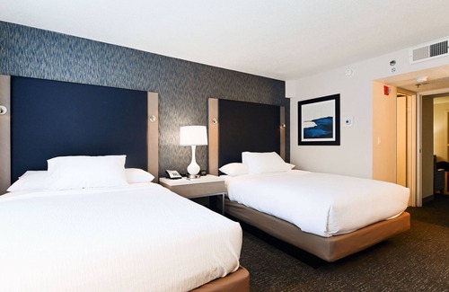 Hunt Valley Hotel | Embassy Suites by Hilton Baltimore Hunt Valley