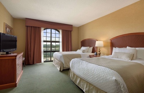 Greensboro Hotel | Embassy Suites by Hilton Greensboro Airport