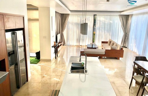 Ngu Hanh Son Villa | Emblemsea 4br at Ocean Resort