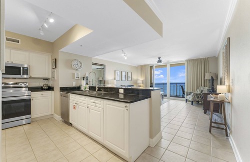 Open Sands Condo | Emerald Beach 2235 | Perfect Family Getaway w/Beach Chair Service Included!