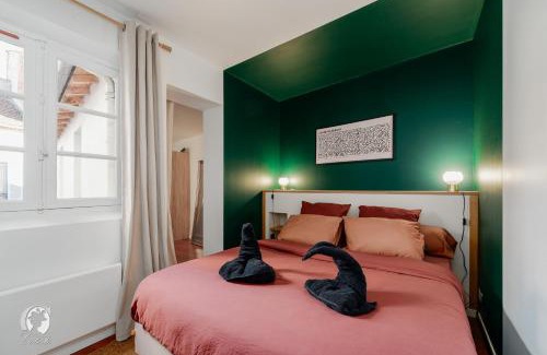 Vieux Vichy Apartment | Emeraude - L'élégance verte du Vieux Vichy