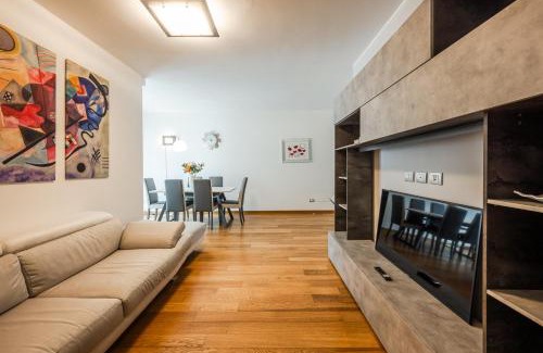 Old Town Apartment | Emilia Suite Street