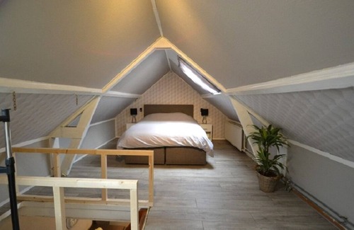 Municipality of Katwijk Apartment | Emmastraat 5 - One Bedroom Apartment, Sleeps 2