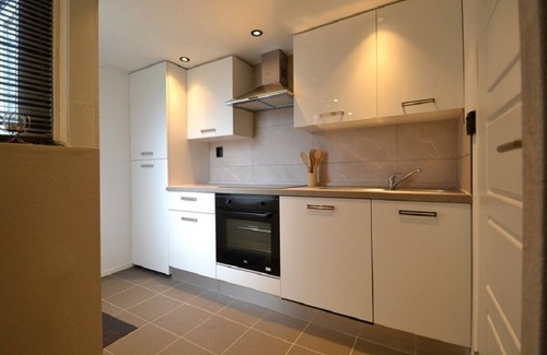Municipality of Katwijk Apartment | Emmastraat 5 - One Bedroom Apartment, Sleeps 2