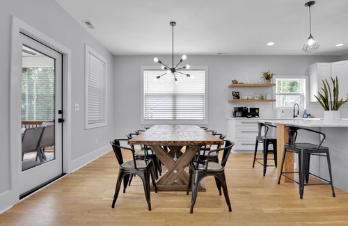 Greenville - Spartanburg House | Emmy’s House - Modern Farm House near Paris Mtn
