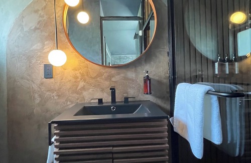 Brandon Hotel | Emrose Luxury Cabins