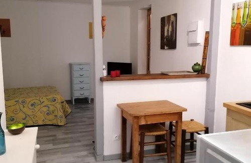 Mollans-sur-Ouveze Apartment | En Provence à MOLLANS