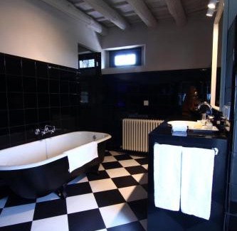 Casavells House | Encís d'Empordà -Adults Only-