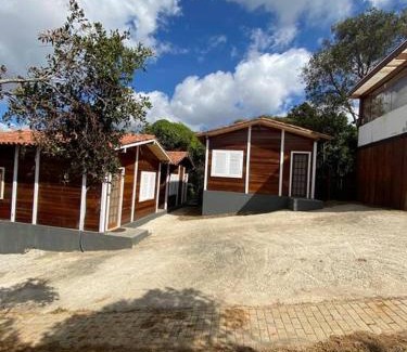 Lavras Novas House | Encanto da Mata - Chalé Ipê - Lavras Novas-MG